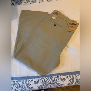 Dockers men’s pants. NWT